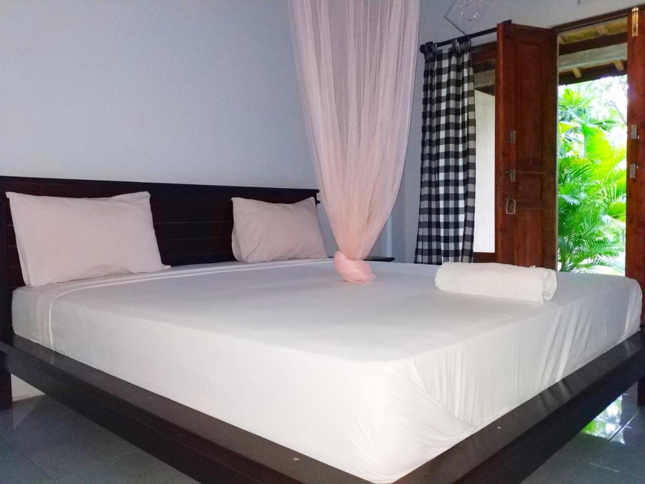 Angga Guest House Pemuteran  Exterior photo